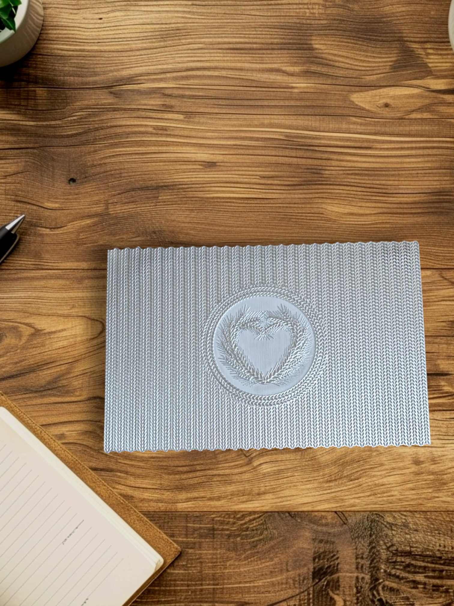 SOLVER HEART PVC TABLE MAT Solver Heart PVC Table Mat - Image 1